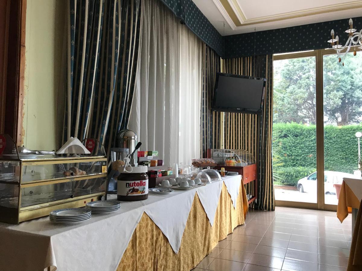 Cristal Hotel Manocalzati Экстерьер фото
