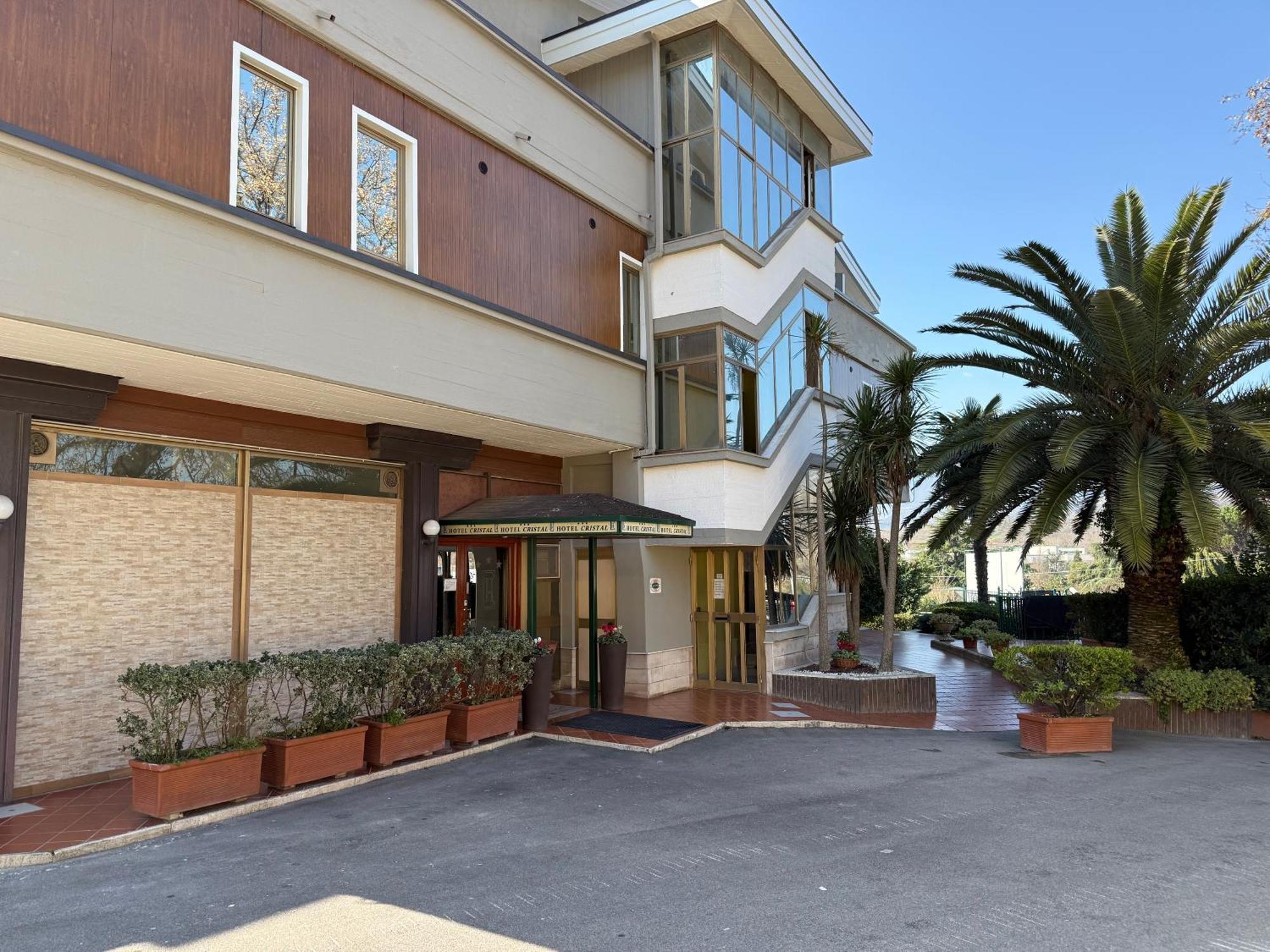Cristal Hotel Manocalzati Экстерьер фото