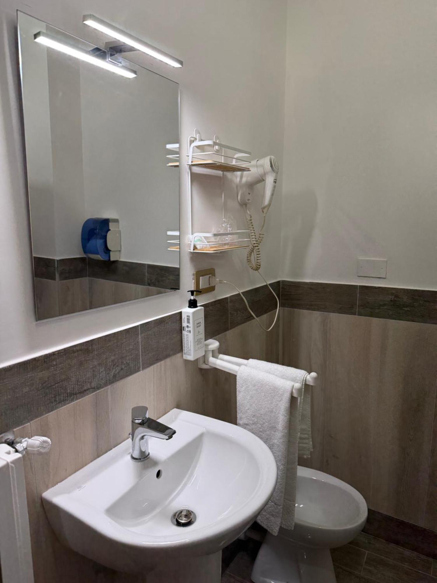 Cristal Hotel Manocalzati Экстерьер фото