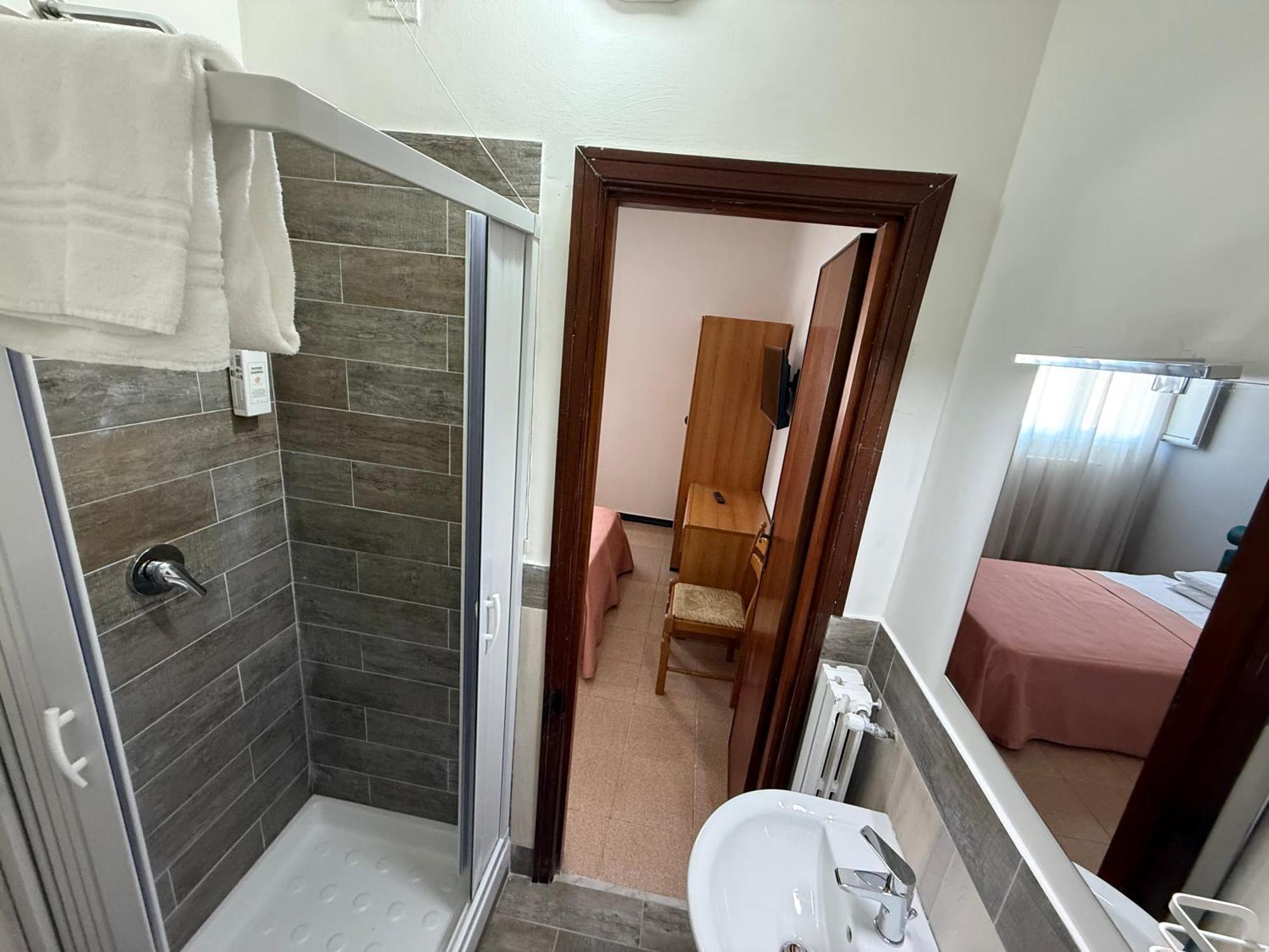 Cristal Hotel Manocalzati Экстерьер фото