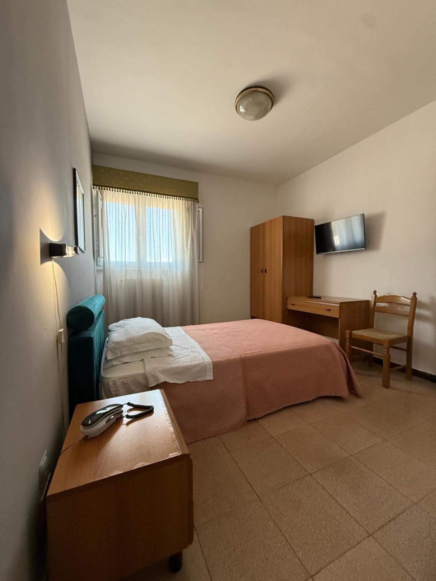 Cristal Hotel Manocalzati Экстерьер фото