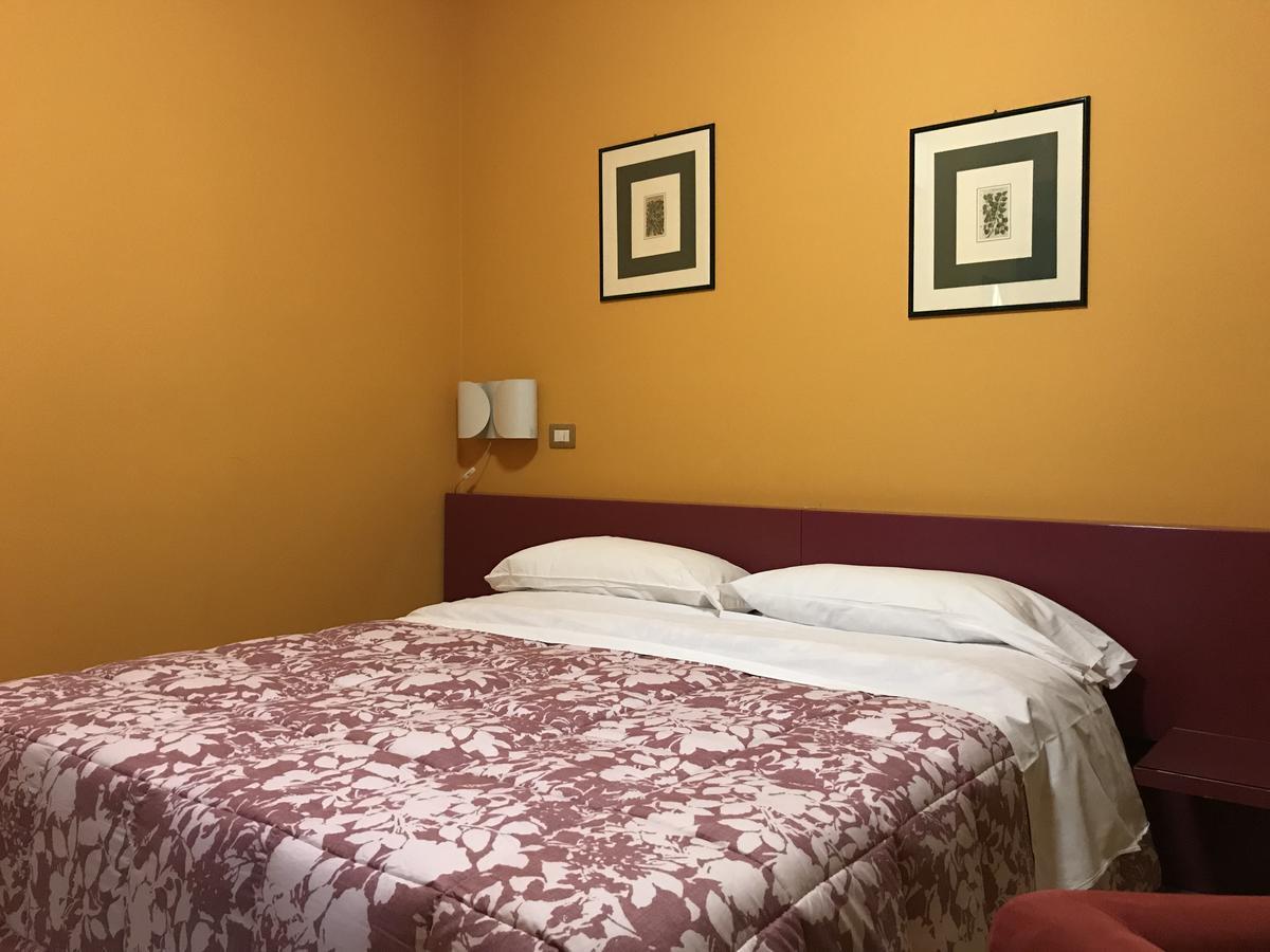 Cristal Hotel Manocalzati Экстерьер фото